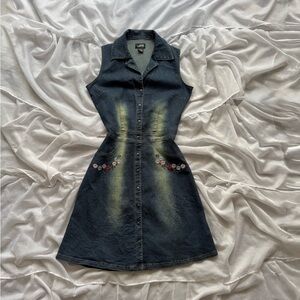 LIPS Denim Dress with Floral Embroidery